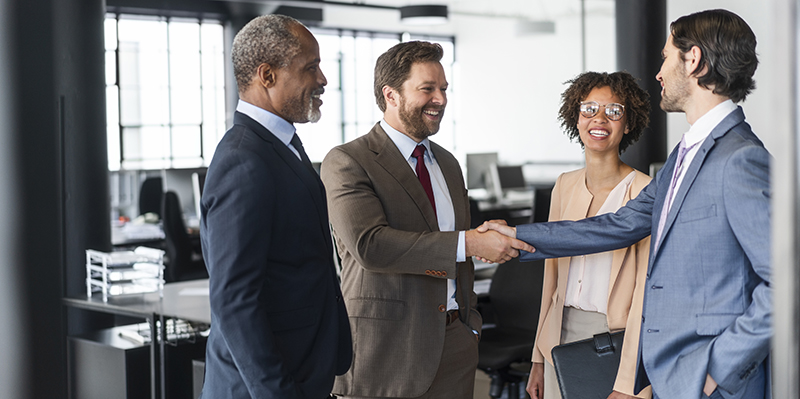 Employee onboarding process & checklist